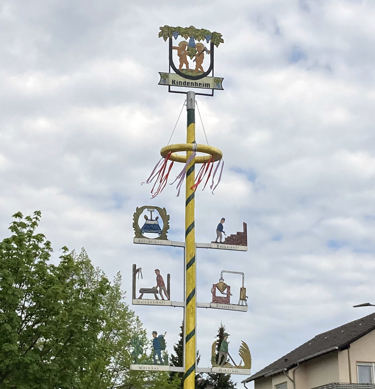 Maibaum in Kindenheim